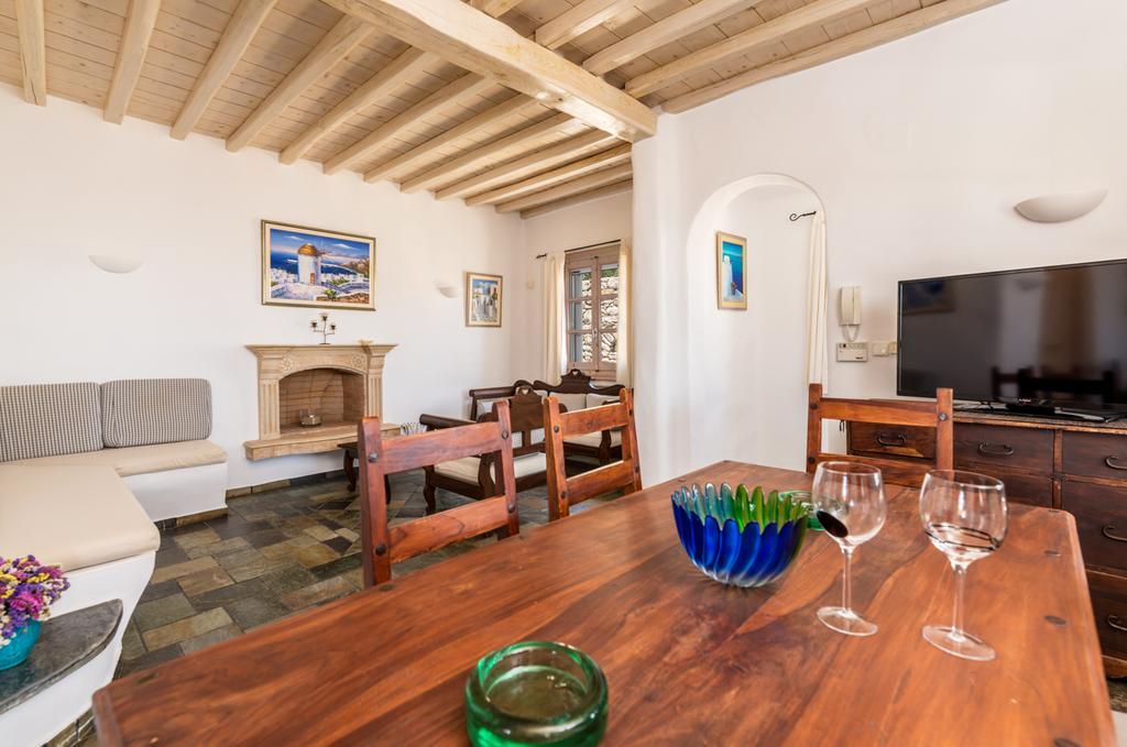 Villa Irini Panormos  Buitenkant foto